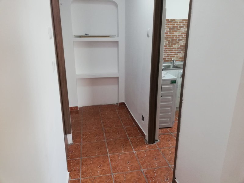 Tineretului, Serban Voda,