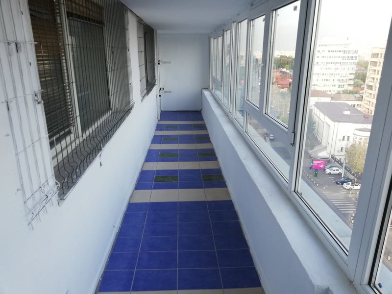 Tineretului, Serban Voda,