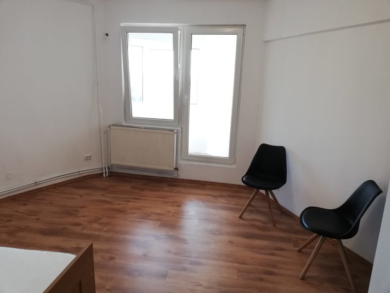 Tineretului, Serban Voda,